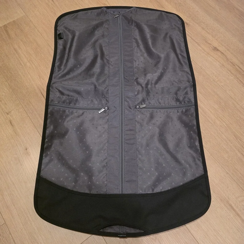 TUMI Alpha Bifold Carry-On Travel Garment Bag Ballistic Nylon w/ Manual *READ*